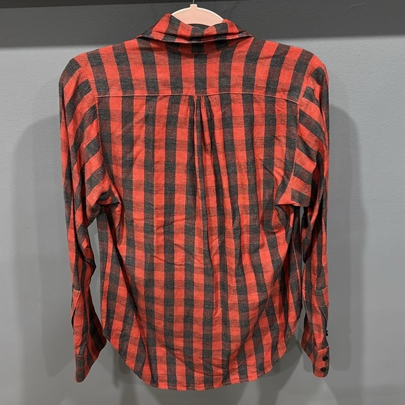 Smythe plaid shirt.  Size XS. - Picture 3 of 3